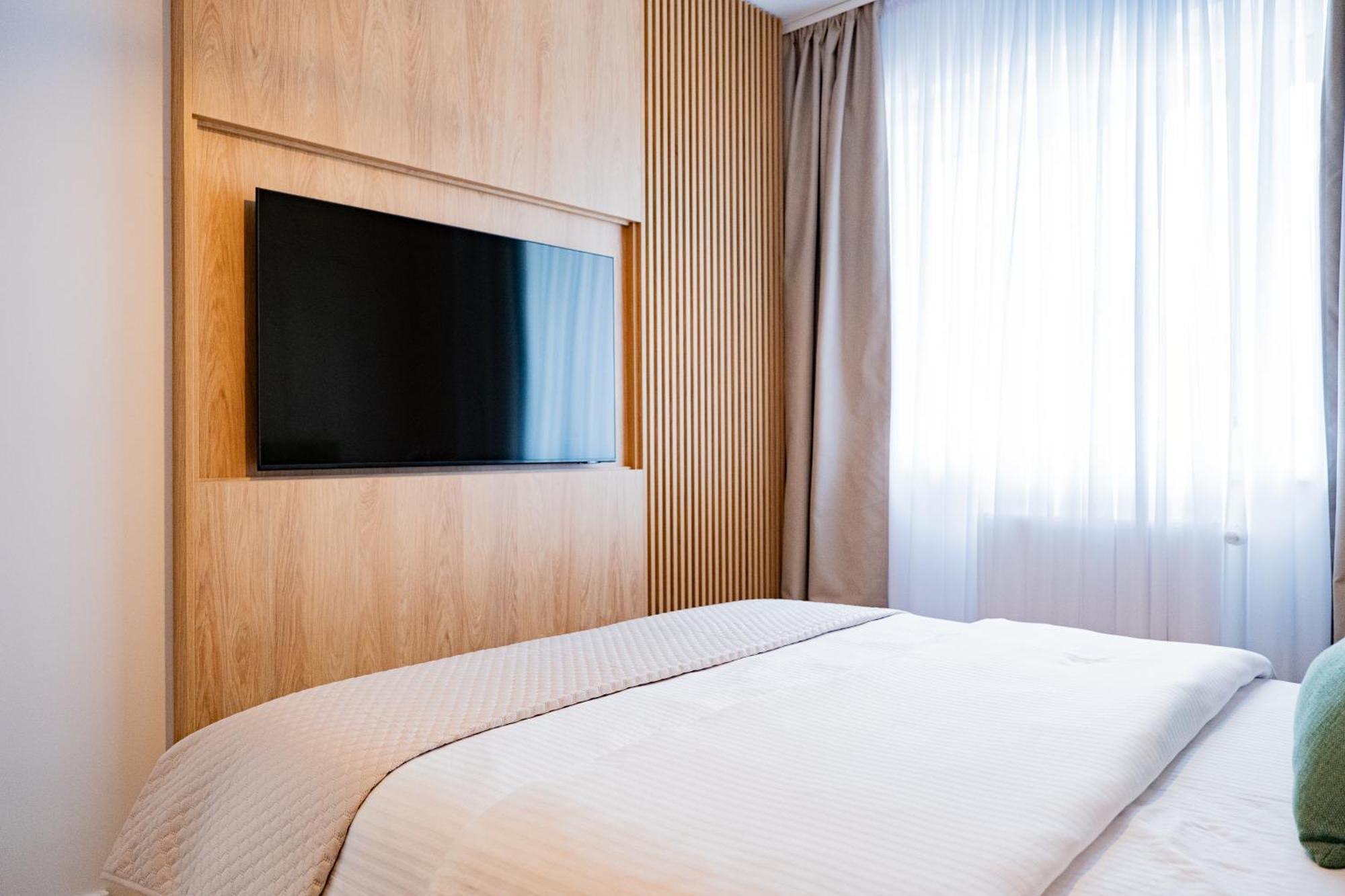 Denis Premium Suite Oradea Zewnętrze zdjęcie